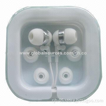 Earbud in box